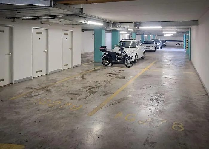 Boho Stylish Ap - Private Garage